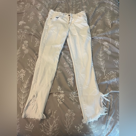 White Jeans with Frayed Bottom - Picture 1 of 1